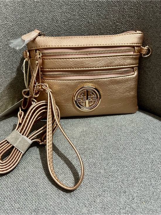 JCH Handbags - Metallic Rose Gold Crossbody Wristlet Bag